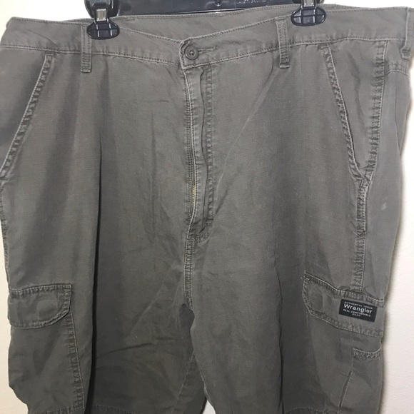 wrangler flex cargo shorts